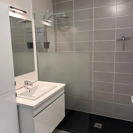 Apartment Superbe T3 Proche Remparts 2 Places De Parking Aigues-Mortes