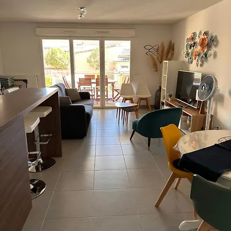 Superbe T3 Proche Remparts 2 Places De Parking Apartment *